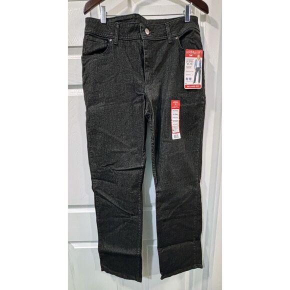 NWT Lee Riders Relaxed Fit, Instantly Slims You Jeans, Black, 16 Long - Picture 1 of 4